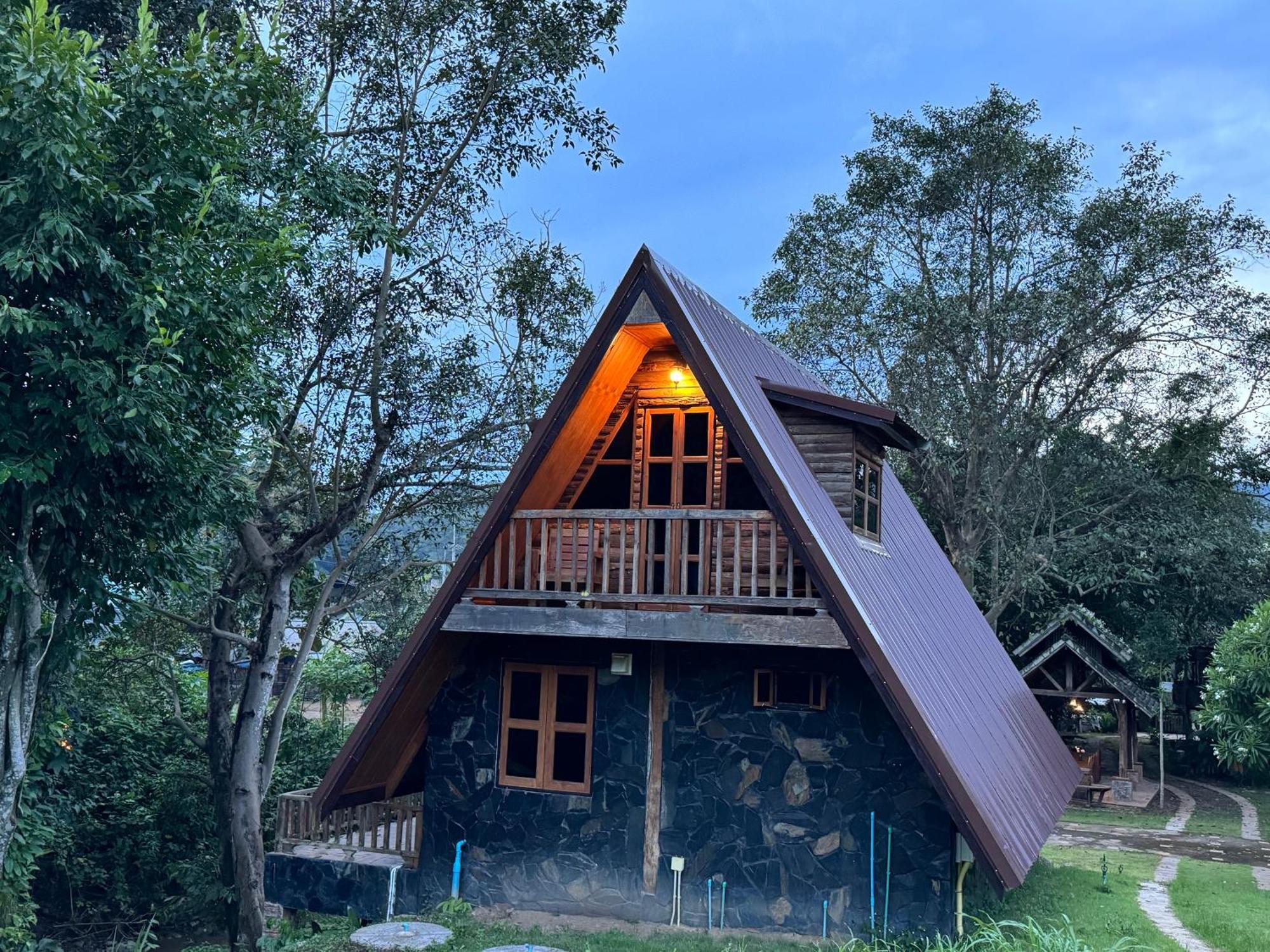 Ban Kaew Mo Ra Glamping & Restaurant Pang Mapha Exterior foto