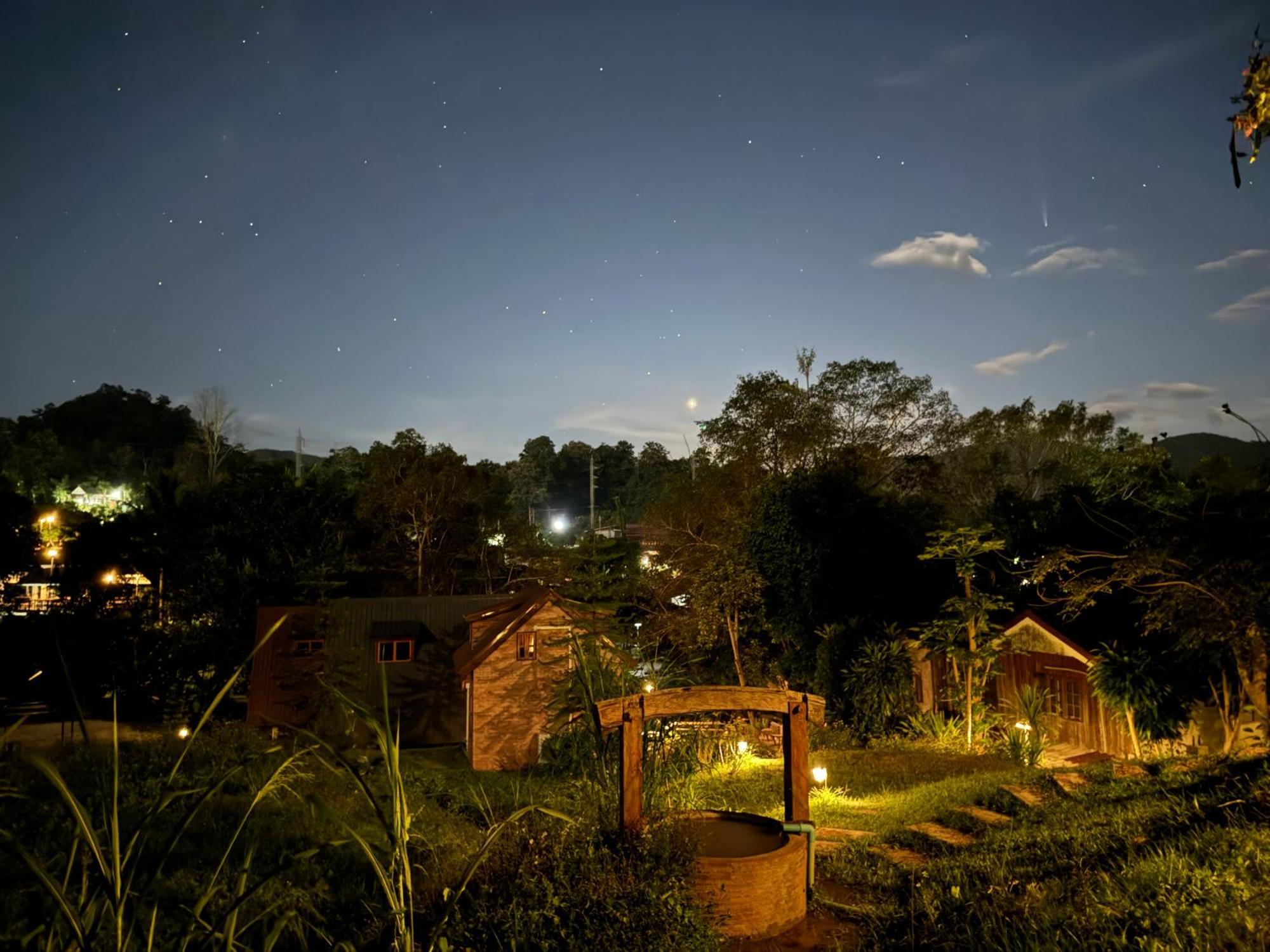 Ban Kaew Mo Ra Glamping & Restaurant Pang Mapha Exterior foto