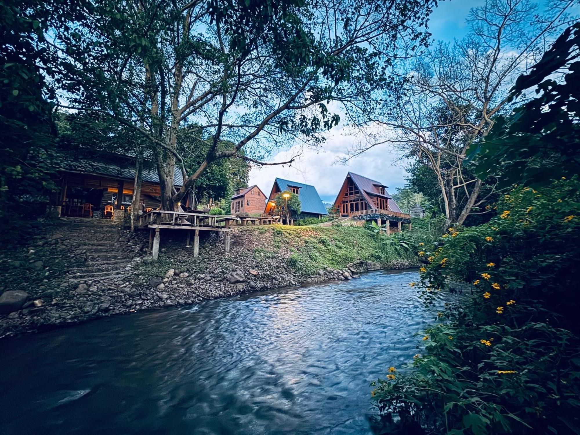 Ban Kaew Mo Ra Glamping & Restaurant Pang Mapha Exterior foto